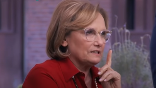 Fuerte devolución de Dolli Irigoyen a Gino #BakeOff 2021