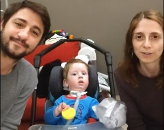 Una jueza donó un cuadro de Milo Lockett para la campaña por Lolo, el nene cordobés con AME