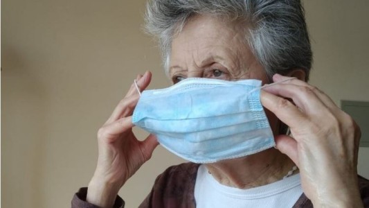 El barbijo sigue siendo obligatorio en Córdoba