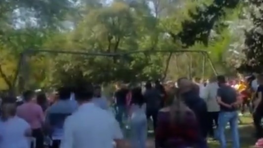 Discusión por la reserva de una mesa el Día de la Madre terminó con un batalla campal en una parrilla