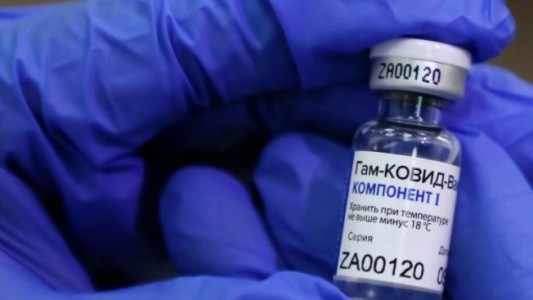 Rusia afirma que la OMS está "en la etapa final" de aprobar la vacuna Sputnik V