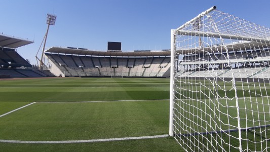 El campo de juego del Kempes brilla para Talleres ante River