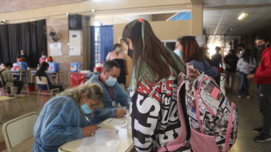 Vacunación: es el turno de los niños de 12 y 13 años sin patologías de base