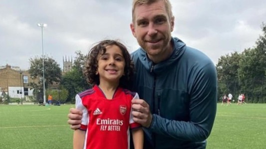 El Arsenal fichó a un nene de cuatro año