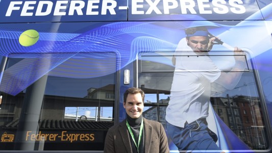 Bienvenidos al Fedexpress: Roger Federer tiene su propio tranvía