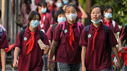 Para reducir la presión que sufren alumnos, China redujo por ley las tareas escolares