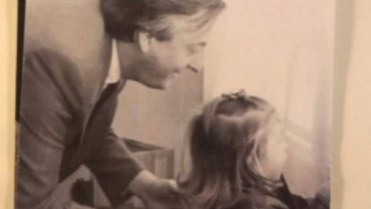 El emotivo recuerdo de Florencia Kirchner a once años de la muerte de su padre