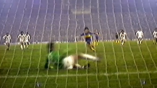 Aparecen imágenes inéditas de Maradona jugando en Boca