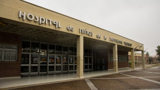 La mujer y su hija heridas en el accidente de la avioneta se recuperan favorablemente