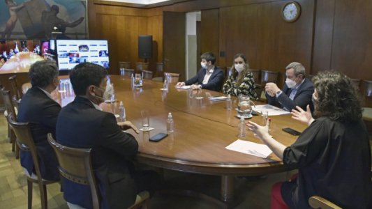 Coronavirus: ministros de Salud de todo el país respaldaron la utilización de la vacuna Sinopharm en la población infantil