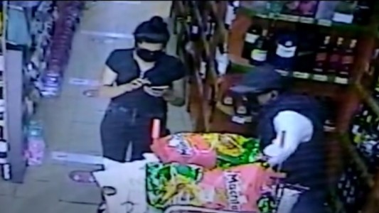 Video: la frialdad de los asesinos, después de matar al kiosquero