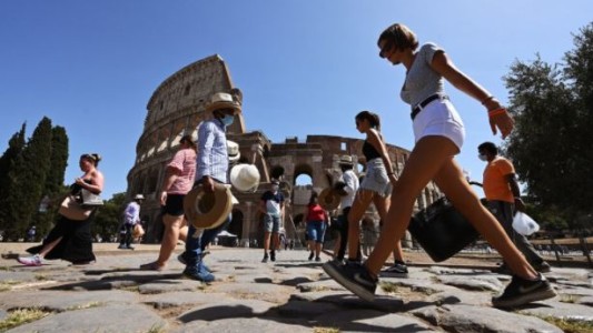 Italia superó los 100.000 casos activos de coronavirus por primera vez desde septiembre