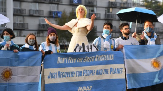 La figura de Evita irrumpió en Glasgow durante la Cumbre Climática