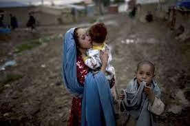 Denuncian que bebés afganas de 20 días de edad están siendo entregadas en matrimonio