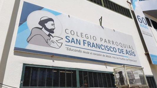 Alumnos realizaron una sentada para reclamar por casos de bullying y abusos sexuales