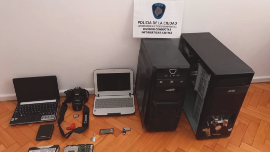 Se hacía pasar por una nena en las redes para obtener fotos de menores: cuatro detenidos en 17 allanamientos