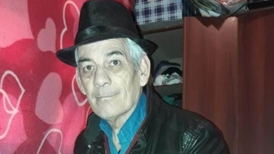 Velaban a un familiar, notaron marcas en el cuerpo y ahora se investiga quién lo asesinó