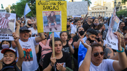 Video | "Justicia, no venganza", el lema de la marcha por el crimen de Lucas