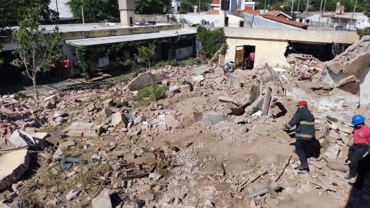 Explosión en Marques de Sobremonte: 24 casas y 7 vehículos dañados, no hubo víctimas entre los vecinos