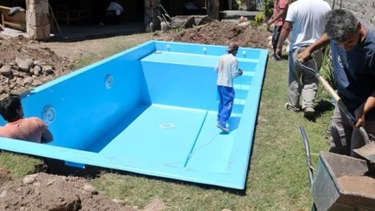 Vuelve el boom para la instalación de piletas en hogares