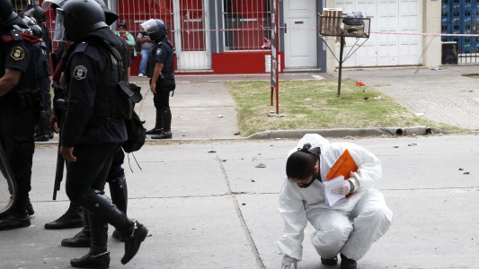 Video documento: el momento que el policía mata a Luciano Olivera y el grito de "lo maté"