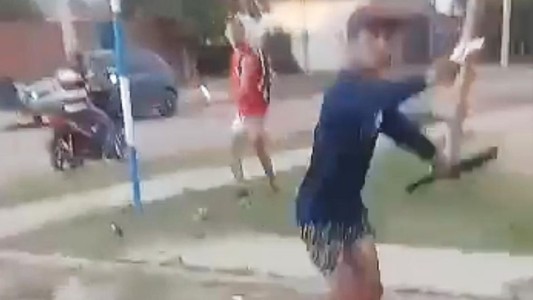 Jóvenes atacaron a tiros la casa de una familia en Corrientes: "¡Hay criaturas!"