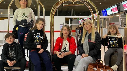 "Salimos del avión y todos gritaban 'Wanda, Wanda'": la divertida llegada de la empresaria con sus hijos a la Argentina