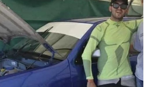 Se entregó el piloto de carreras acusado de atropellar y matar a un joven tras una discusión