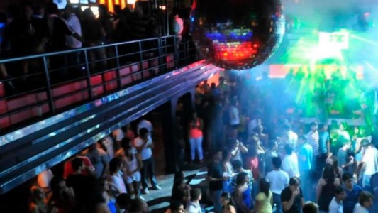 Fiestas de fin de año: ¿Cómo será el control del pase sanitario en boliches?