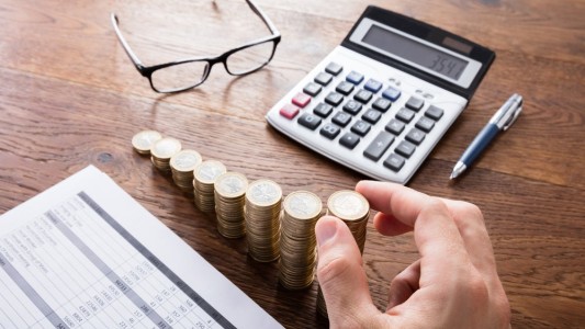 Impuesto a las Ganancias: a partir de 2022 pagarán los sueldos superiores a $225.937