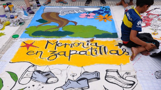 Sobrevivientes y familiares de víctimas de Cromañón marcharon a 17 años de la tragedia