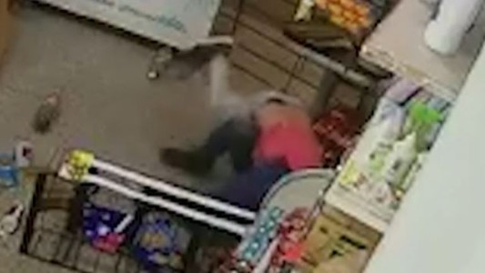Robo en un kiosco de San Miguel: el ladrón apuñaló al kiosquero