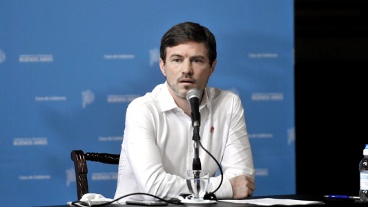 Costa: "Es destructivo que los gobernadores de JxC no asistan a la reunión con Guzmán"