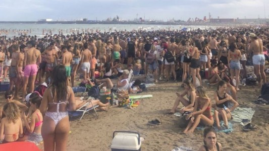 Sin protocolos ni cuidados por el coronavirus, así son los “After Beach” en Mar del Plata