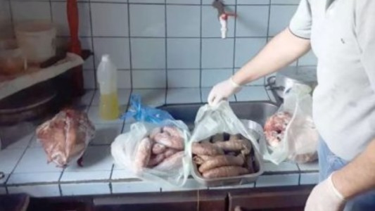 Botulismo en Misiones: "Si se salva, es milagro de Dios", dijo el familiar de una nena internada tras la muerte de tres personas