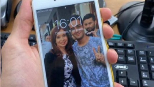 "Garantía denegada por kirchnerista": se negó a arreglar un celular porque tenía una foto de Cristina y lo echaron