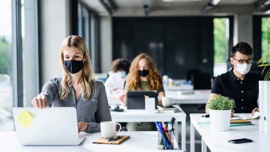 Desde hoy no se exige aislamiento a los contactos estrechos