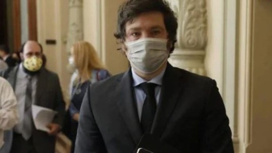 Javier Milei dio positivo de coronavirus y no pudo viajar a Estados Unidos