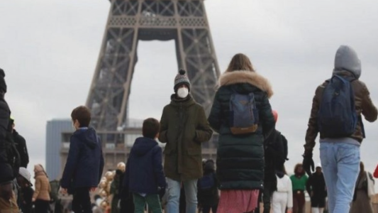 Francia registró 464.769 contagios de Covid-19 en un día