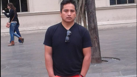 Vendió todo para viajar y casarse con su novia: un motochorro lo atropelló y lo mató