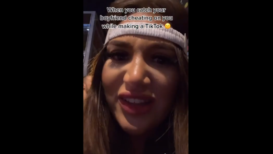 "Cuando descubres a tu novio engañándote mientras haces un TikTok"