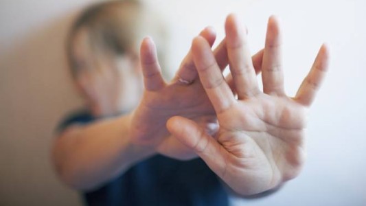 Presentó 15 denuncias en contra de su ex, la justicia no la asiste y hoy vive un calvario