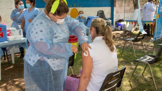 Operativos de testeos y vacunación: la lista de barrios de esta semana