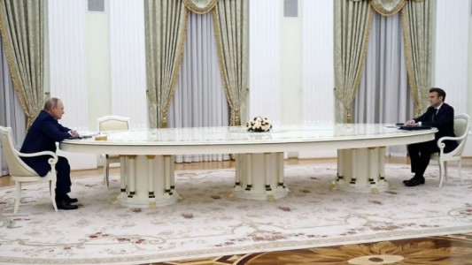 Emmanuel Macron se reunió con Vladimir Putin para iniciar una desescalada de la crisis en Ucrania