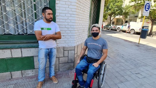 Le robaron el auto adaptado a una persona con discapacidad