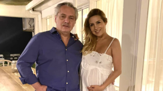 El Presidente confirmó cuándo nacerá su hijo y adelantó que hay dos nombres en disputa