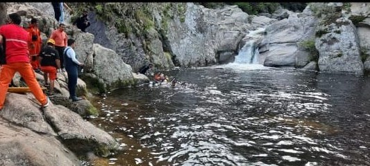 La Cumbrecita: un hombre de 34 años se cayó al río y se ahogó