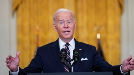 Biden consideró que Putin inició "la invasión rusa de Ucrania": anunció sanciones