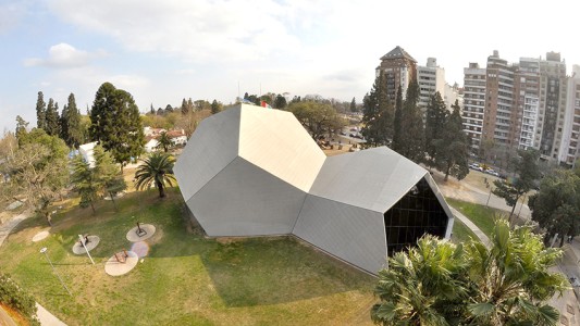 Se buscan guías para la Plaza Cielo Tierra