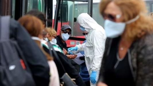 Coronavirus: la OPS aseguró que disminuyen los casos y las muertes en América